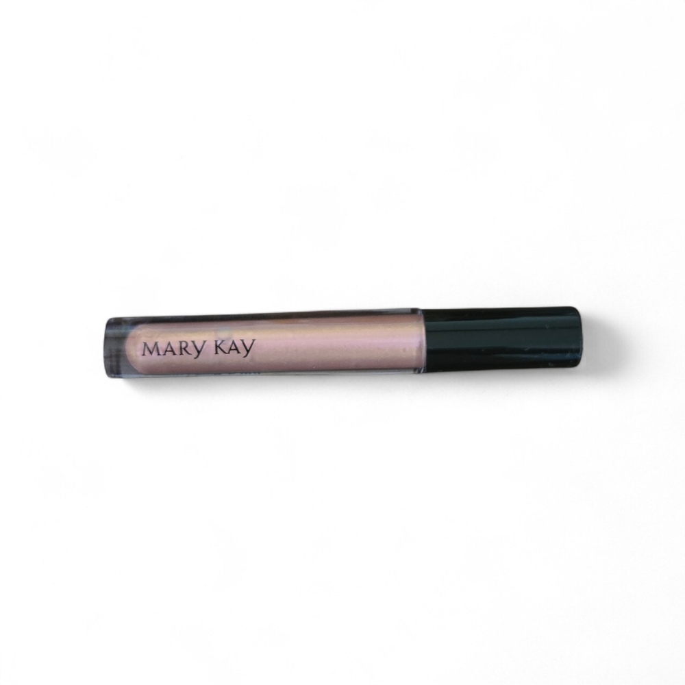 Mary Kay Sheer Illusions Unlimited lip gloss, NWT.13 fl.oz.